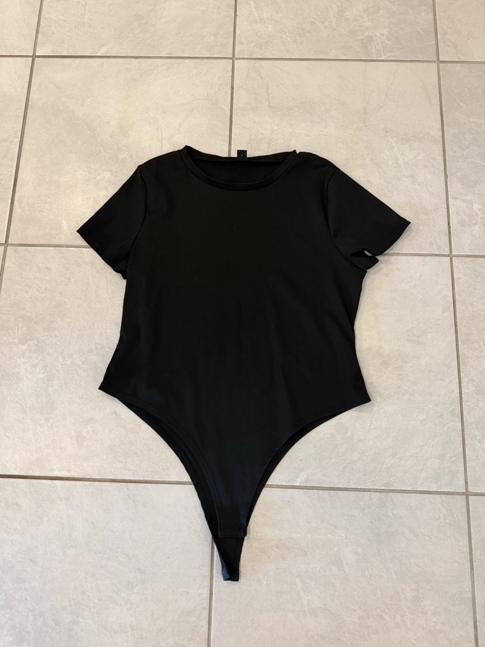 SHEIN Black Short-Sleeve Crewneck Bodysuit